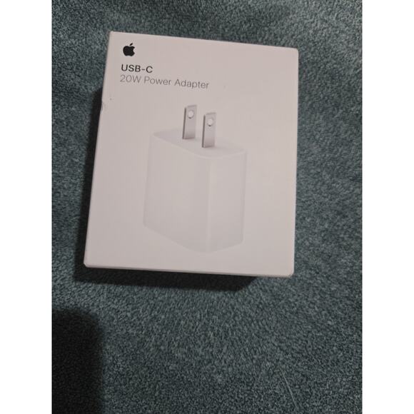 Apple 20W USB-C Power Adapter - iPhone Charger with Fast Charging Capability, - Picture 1 of 3